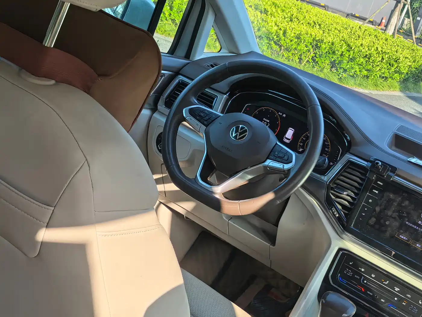 Volkswagen Viloran 2020 330TSI Luxury Edition фото 16