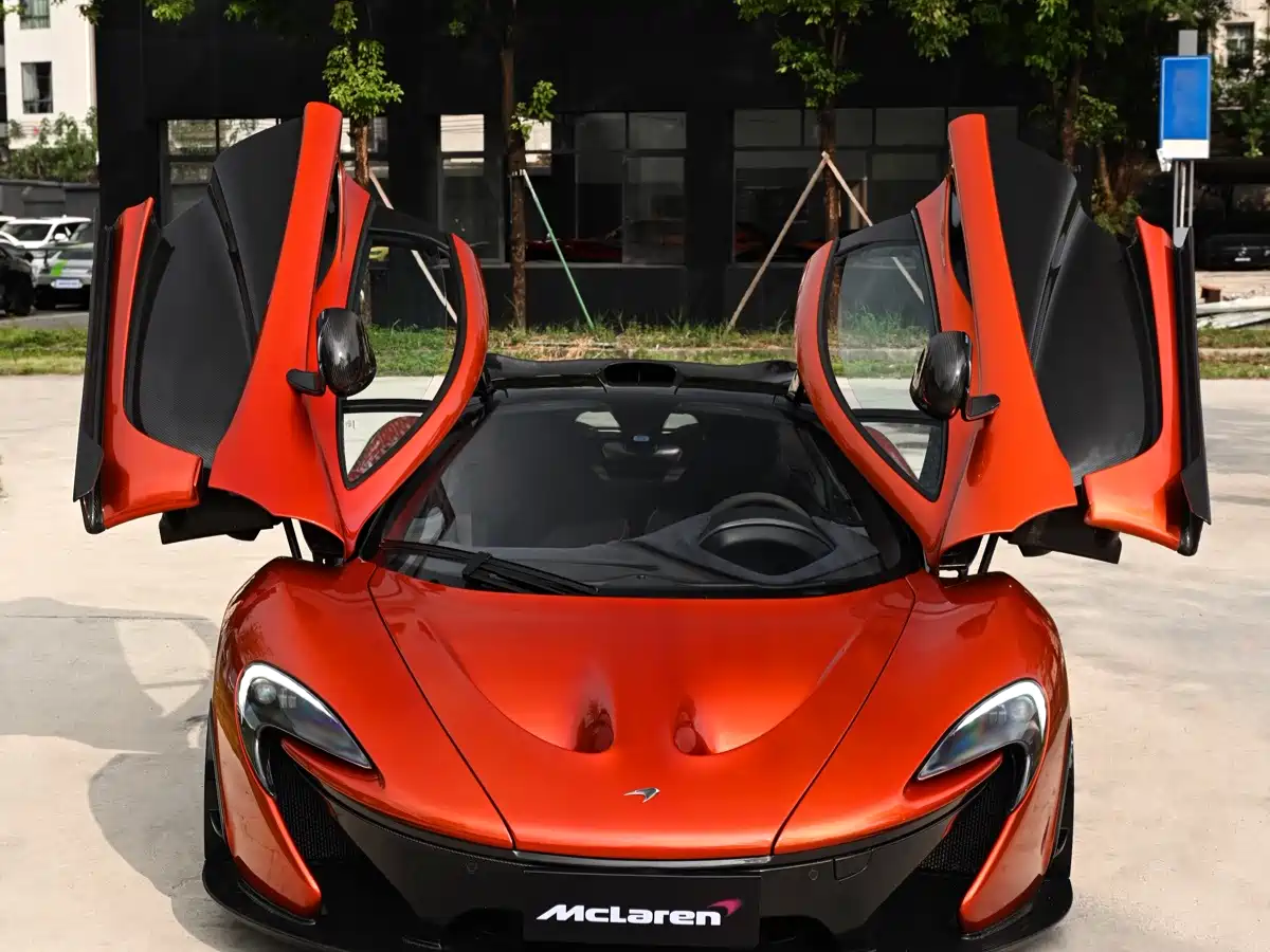McLaren P1 2015 2014 3.8T Standard