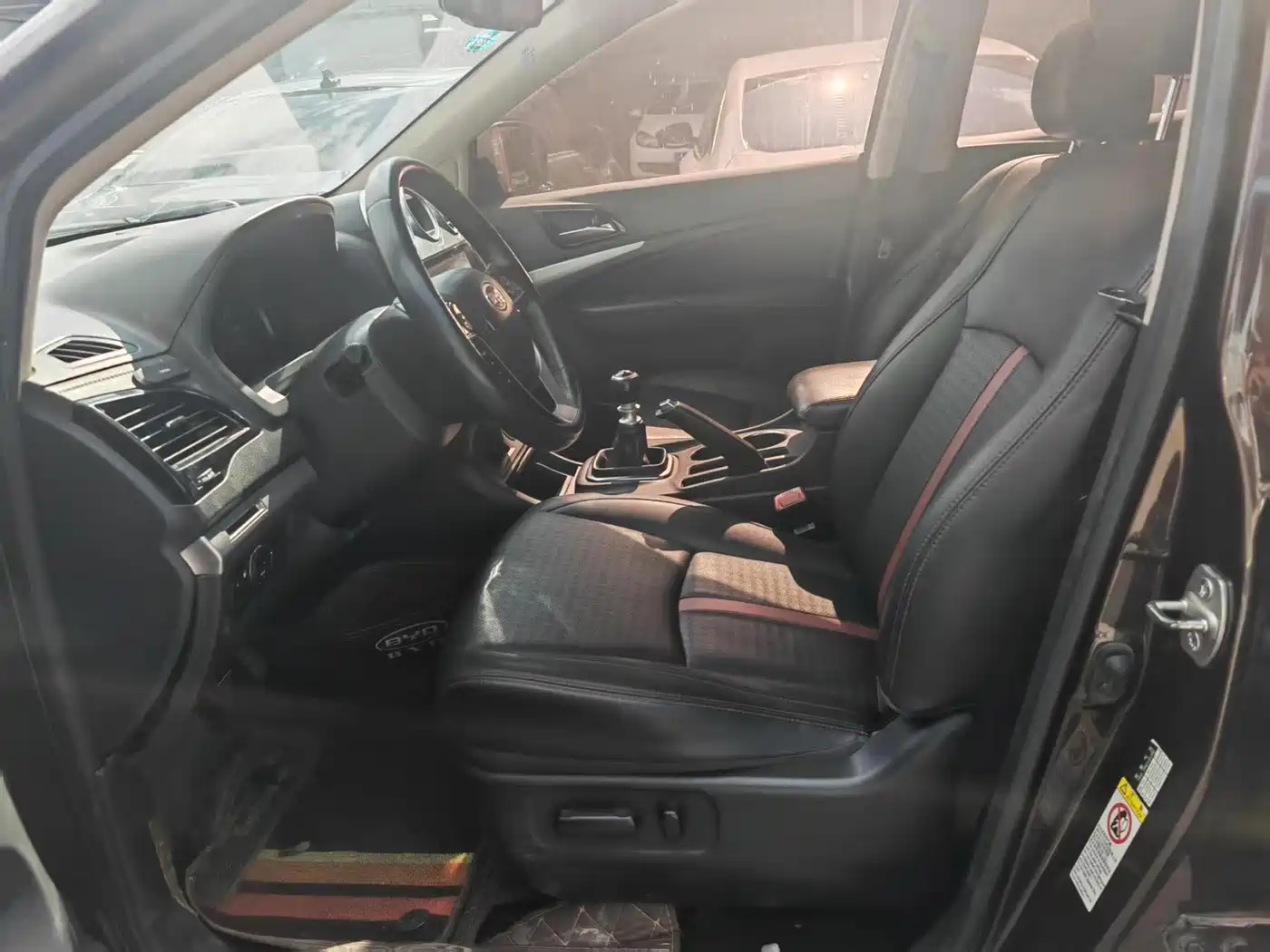 BYD S7 2016 1.5T Manual Premium Model фото 10