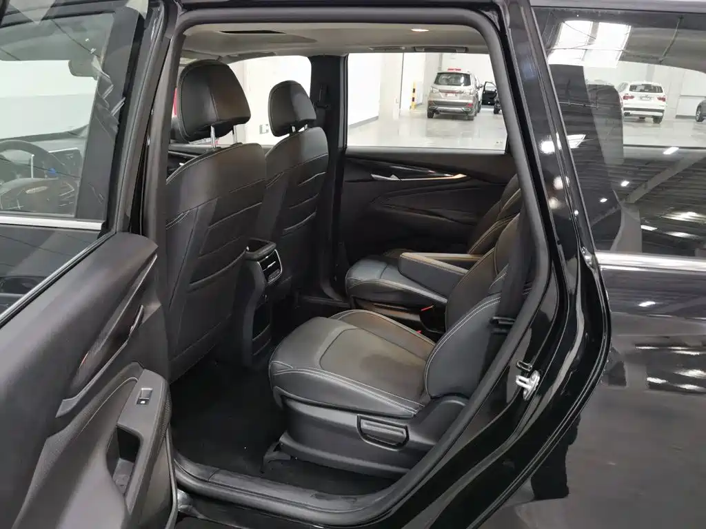 Photo 15 - Maxus Maxus G50
