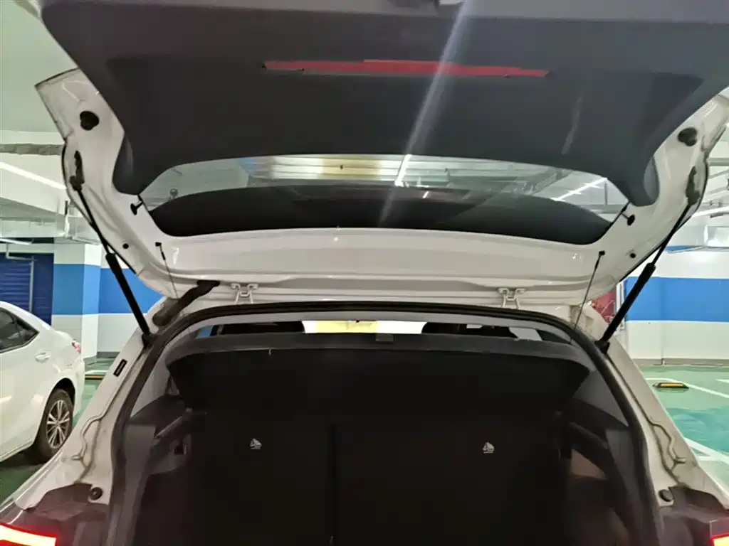Volkswagen T-Cross 2021 1.5L Auto Comfort Edition фото 19