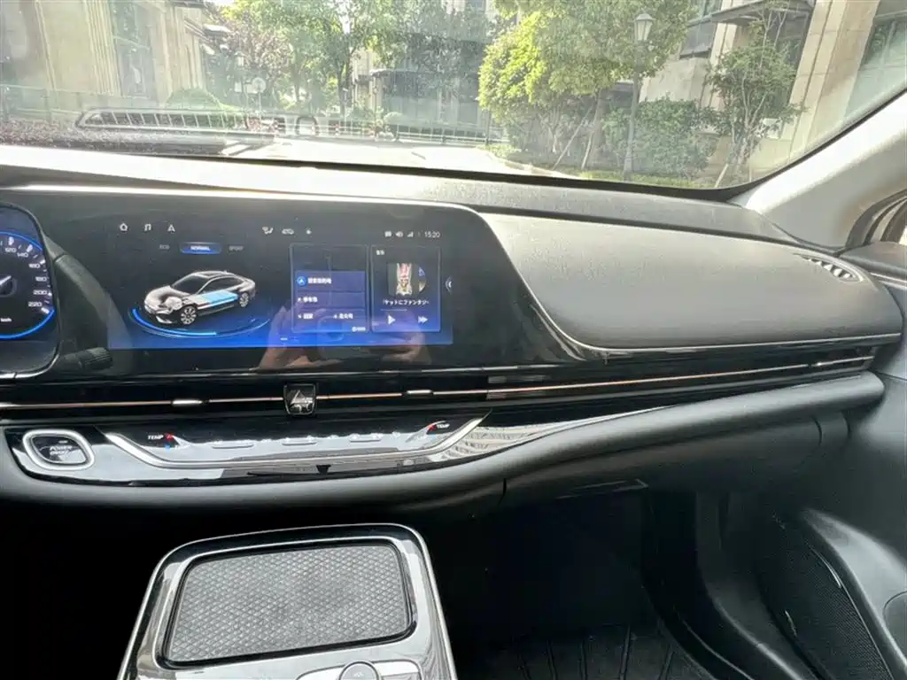 Toyota RAV4 Rongfang 2020 2.0L CVT 4WD Premium Edition фото 5