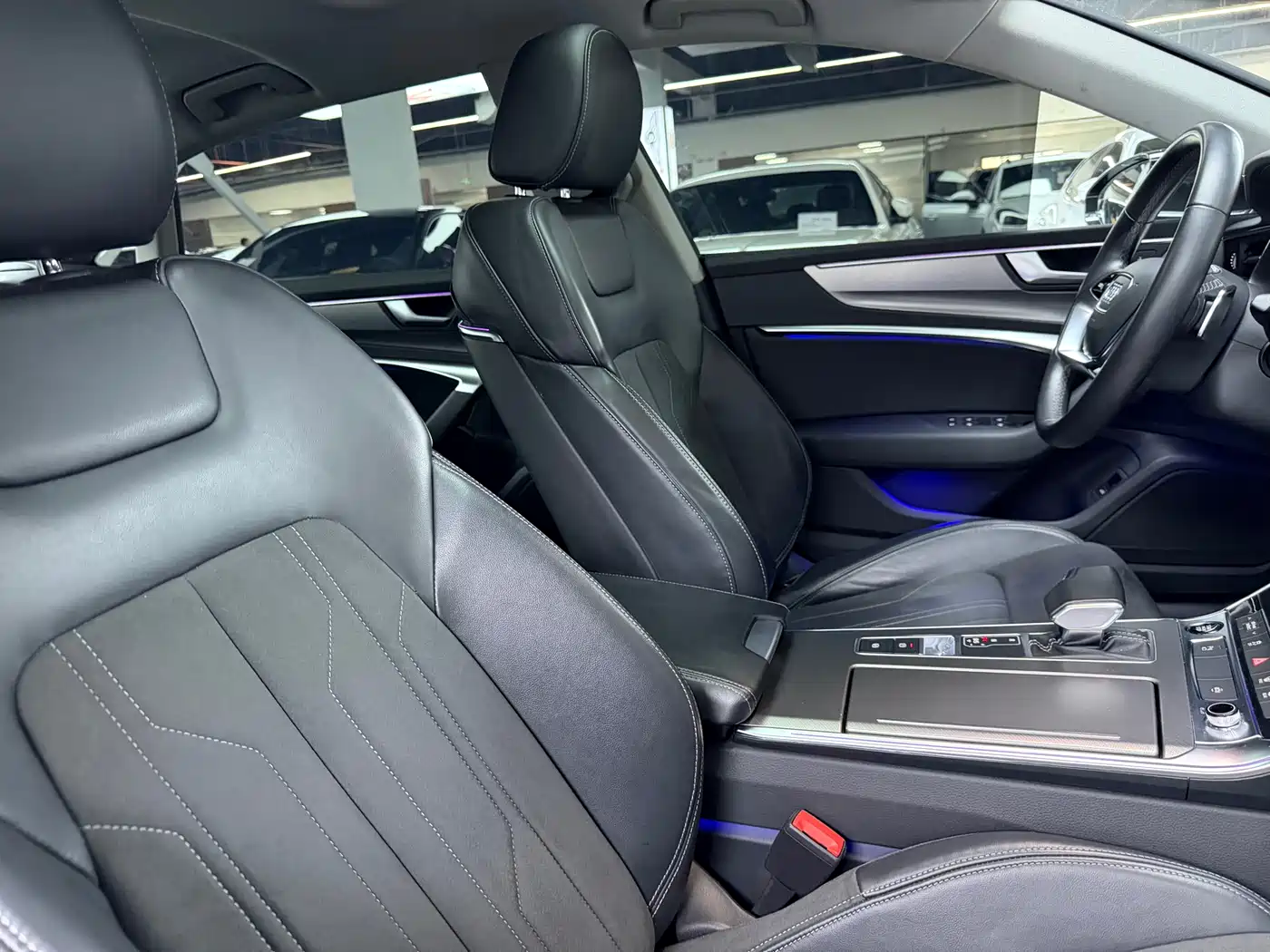 Audi A7L 2024 45TFSI S-line Dream Edition Crystal Package фото 12