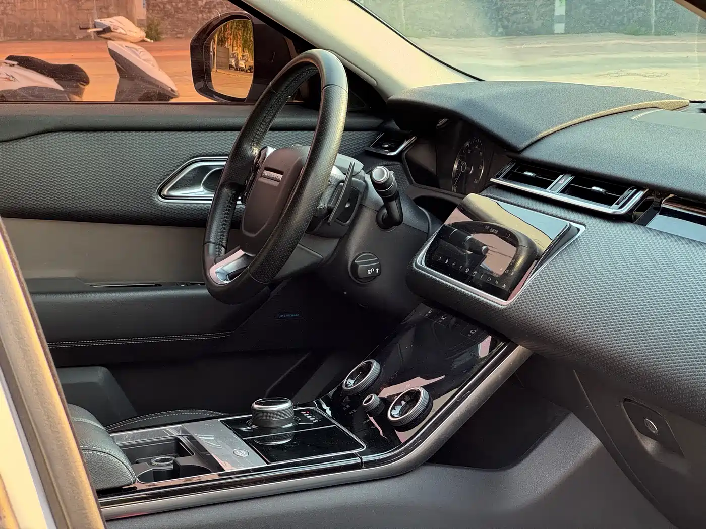 Land Rover Range Rover Velar 2017 P250 S фото 17