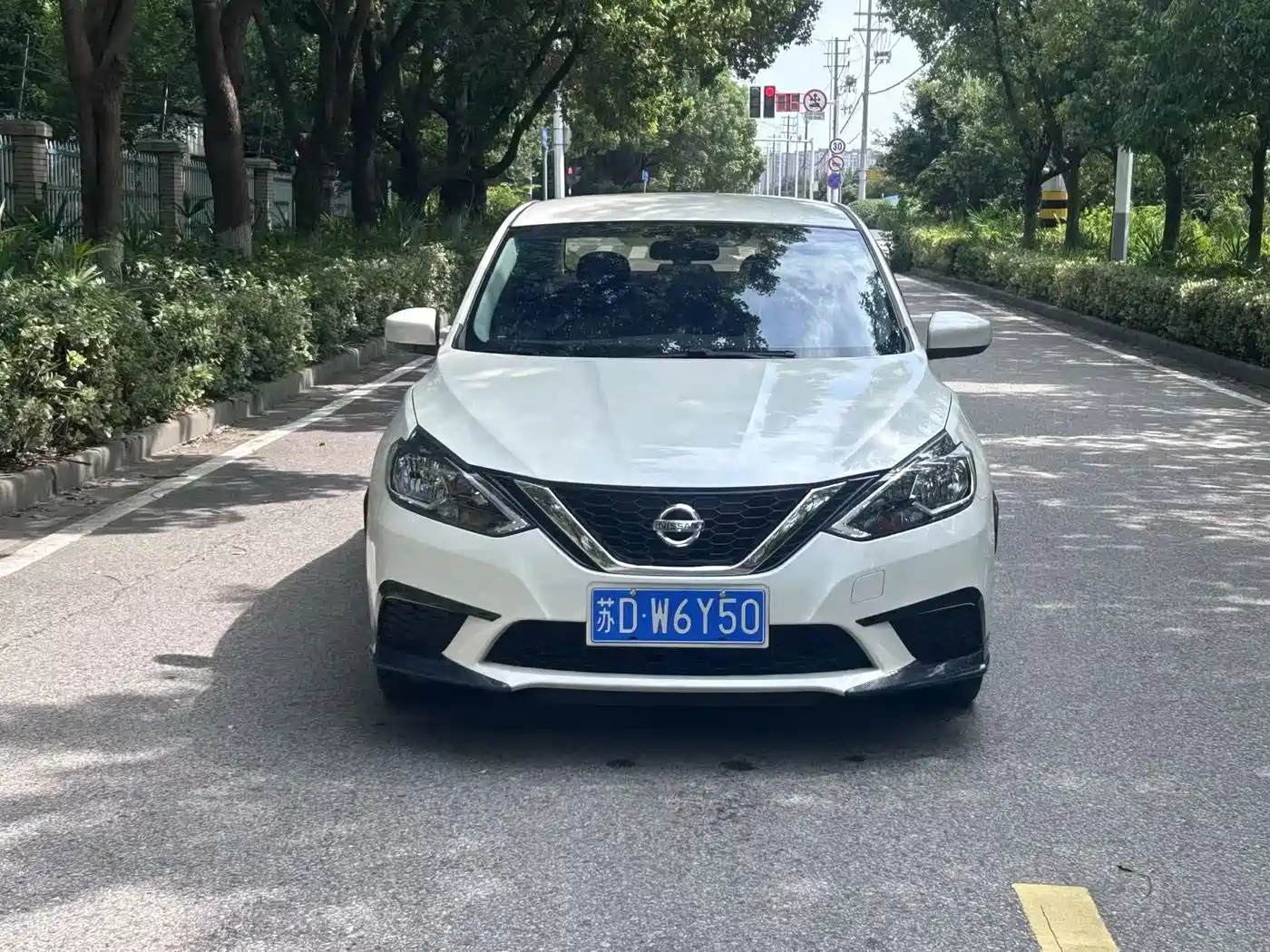 Фото 2 - Nissan Sylphy