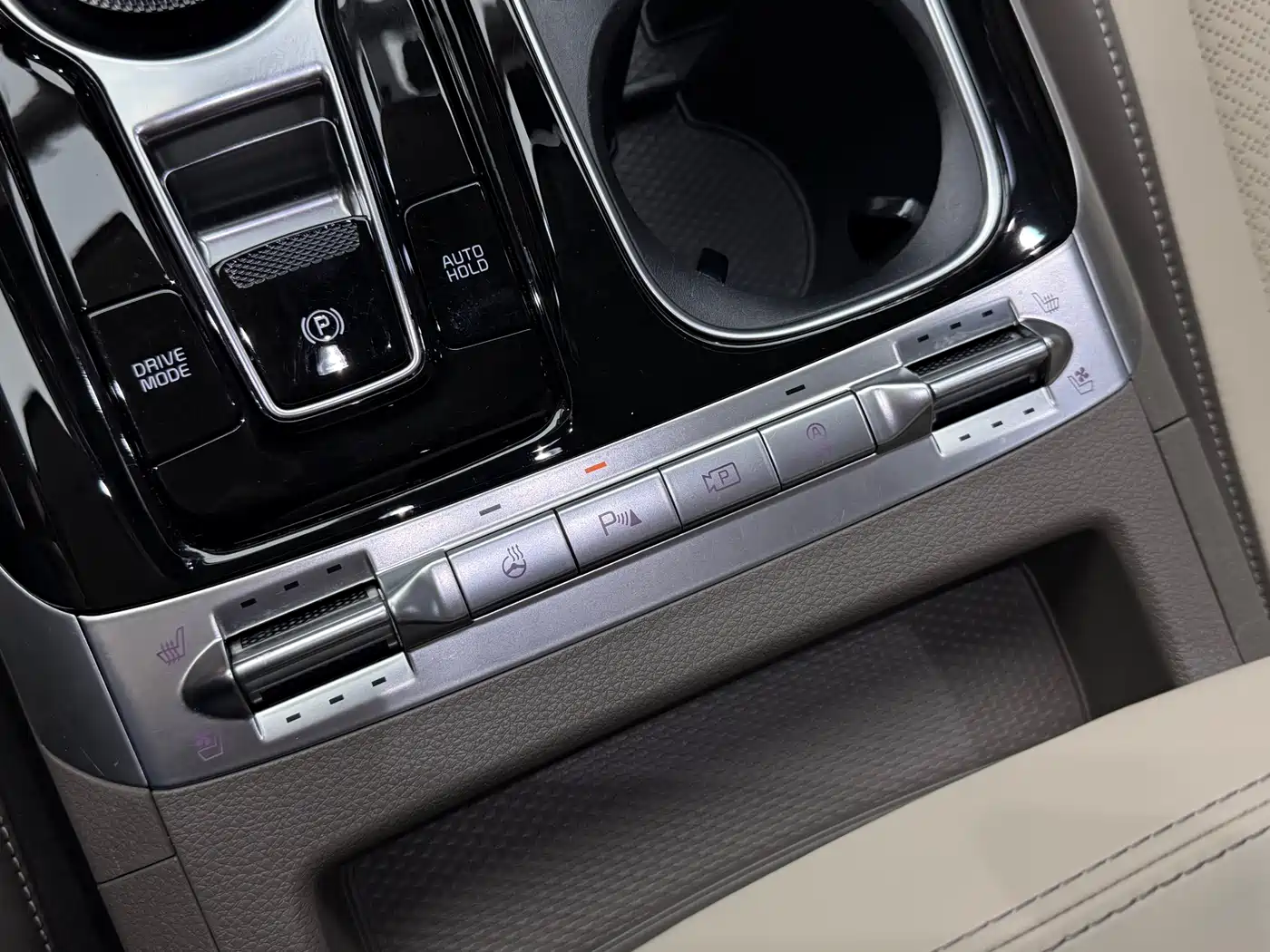 Kia Carnival 2021 2.0T Flagship Edition фото 15