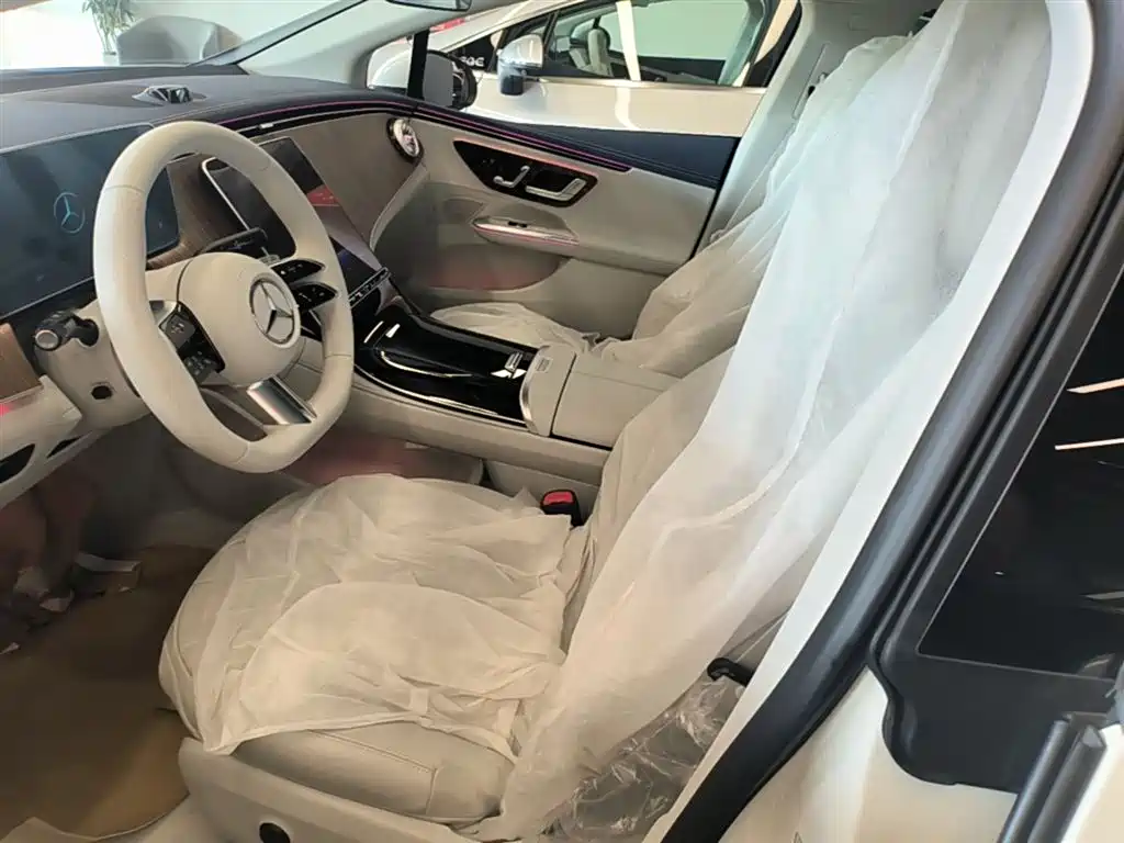 Mercedes-Benz EQE 2025 500 4MATIC Pioneer фото 15