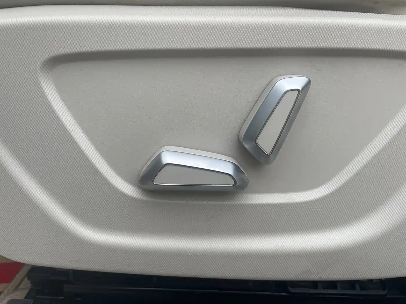 GEELY AUTOMOBILE GEELY ICON