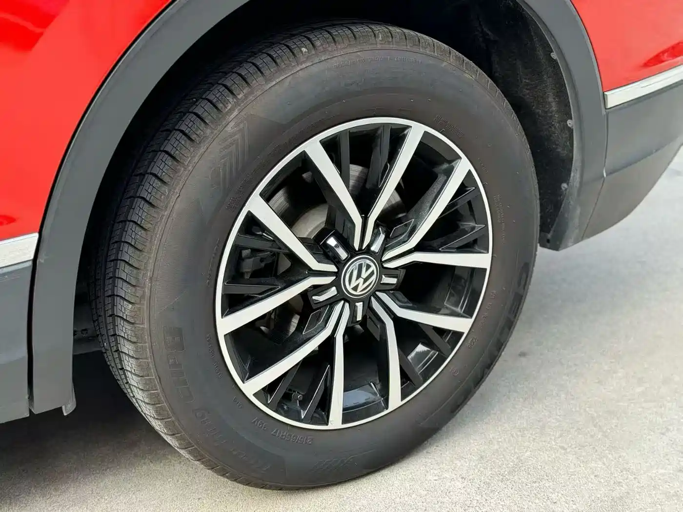 Volkswagen Tiguan L 2017 330TSI Automatic 2WD Comfort Edition фото 7