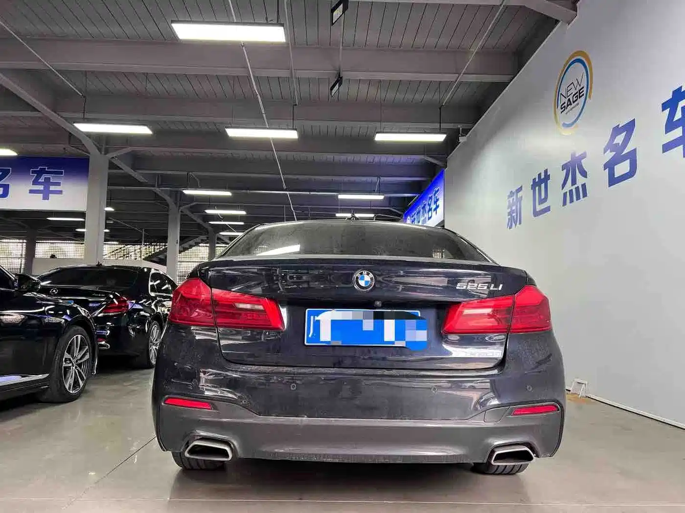 BMW 5 Series 2018 525Li M Sport Package фото 3