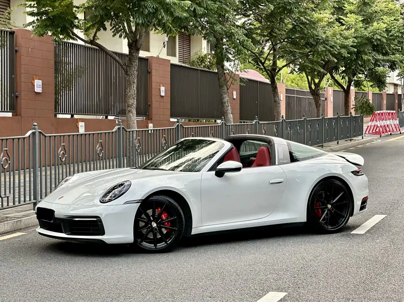 Porsche 911 2023 Targa 4 3.0T