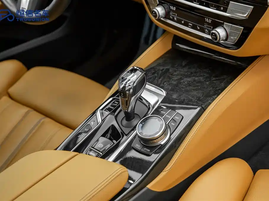 BMW 6 Series GT 2022 Model 630i M Sport Package фото 19