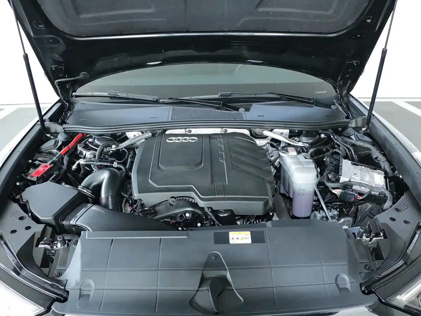 Audi A6L 2023 45 TFSI Premium Selection Dynamic фото 9