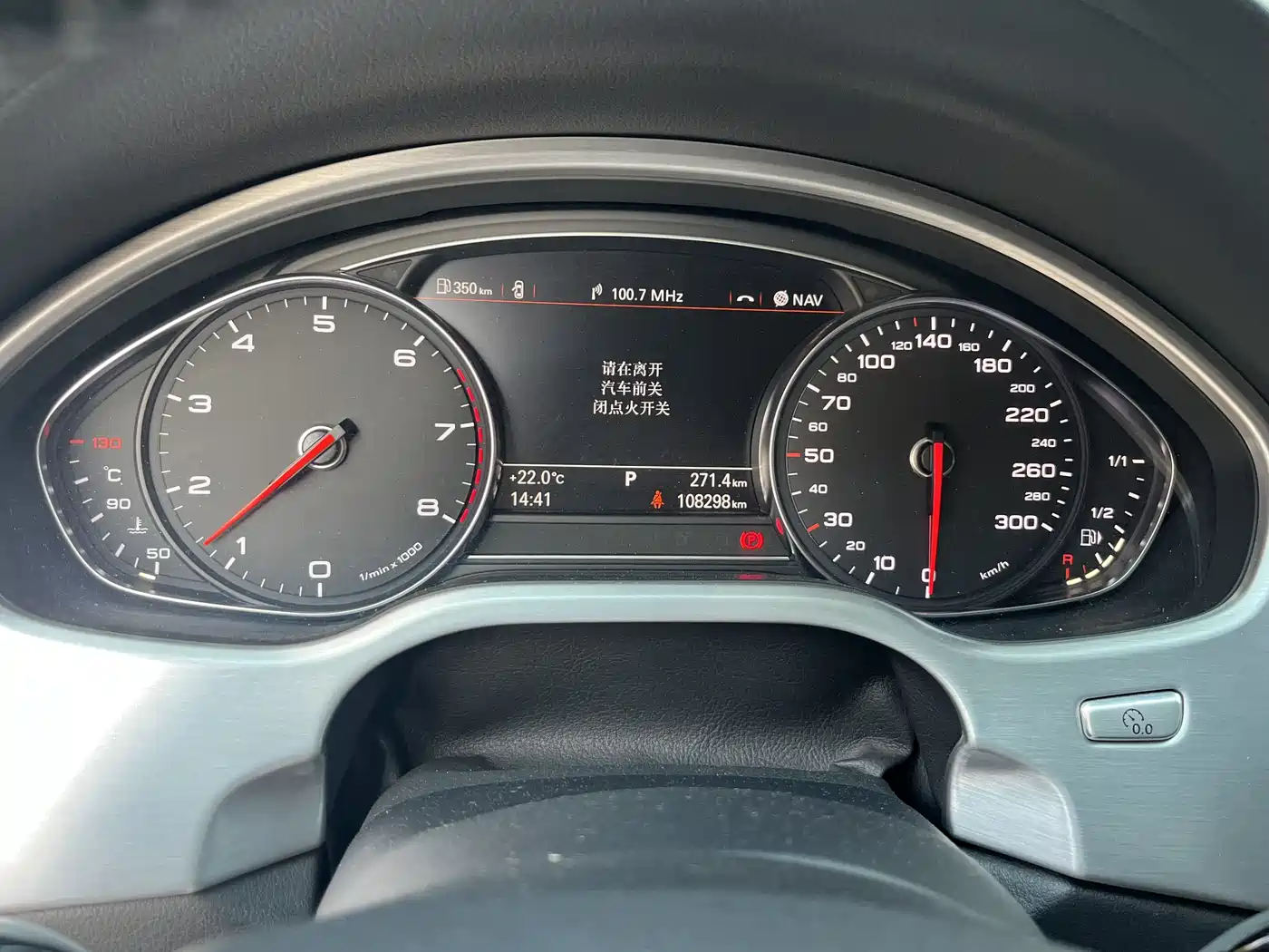 Audi A8 2016 A8L 45 TFSI quattro Comfort фото 12