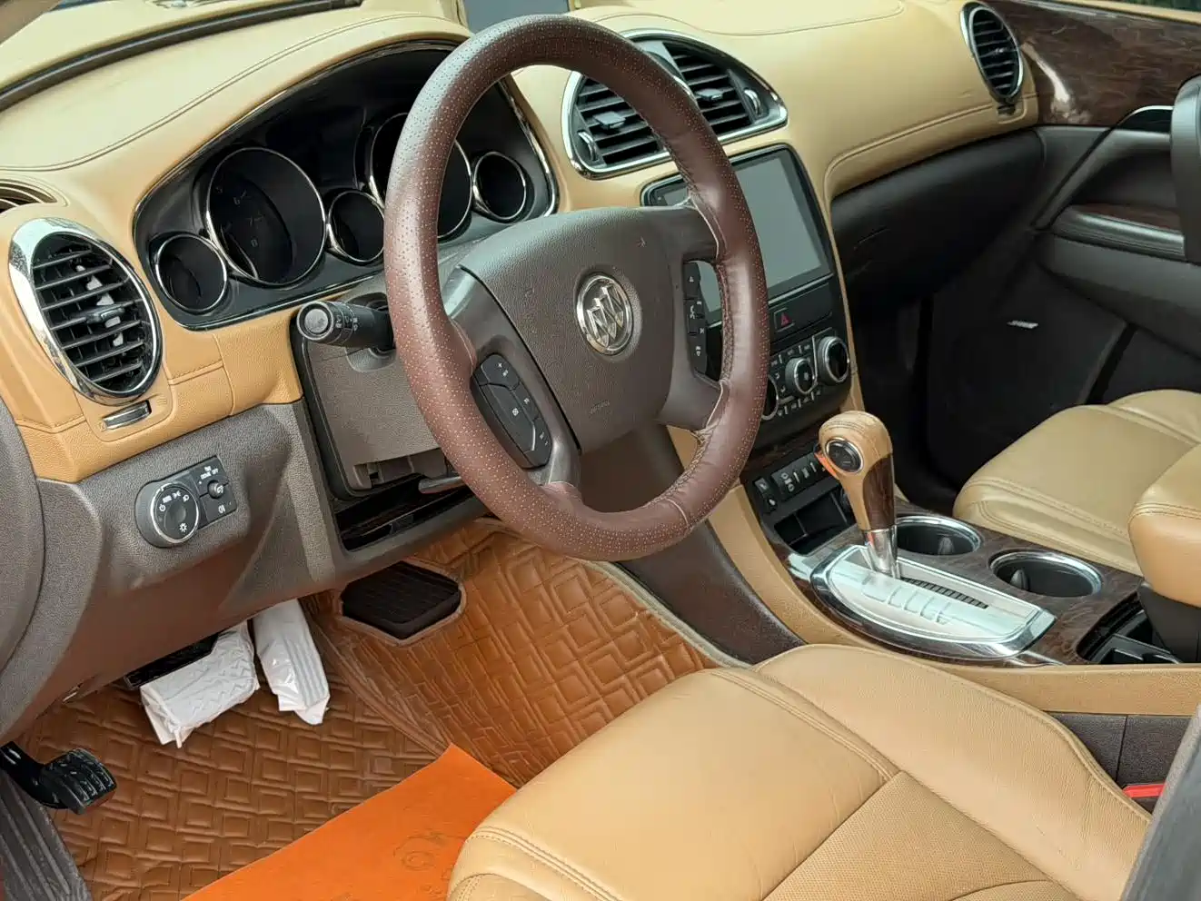 Buick Enclave 2014 3.6L 2WD Elite Comfort фото 21