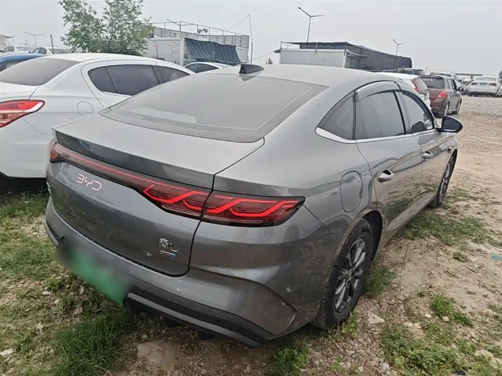 BYD Qin L 2025 DM-i Smart Drive Edition 80KM Leading фото 7