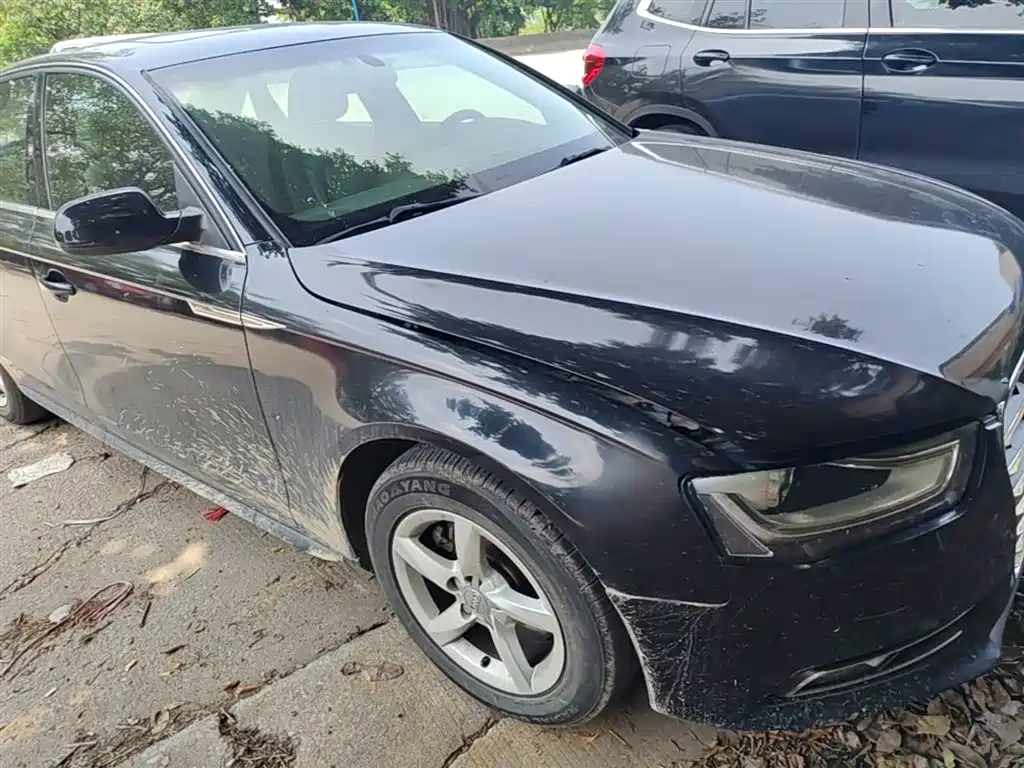 Audi A4L 2013 30 TFSI Manual Comfort фото 4
