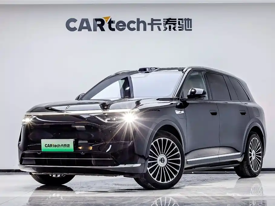 AITO Wenjie AITO M8 2025 Extended Range Ultra 53.4kWh 6-Seater