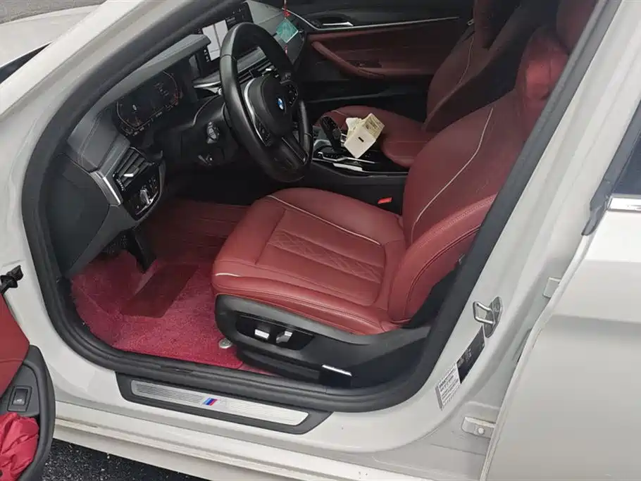 BMW 5 Series 2021 Facelift 530Li Leading M Sport Package фото 9