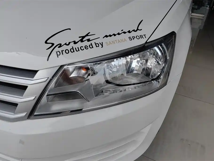 Volkswagen Santana 2015 1.4L Manual Trend Edition фото 5