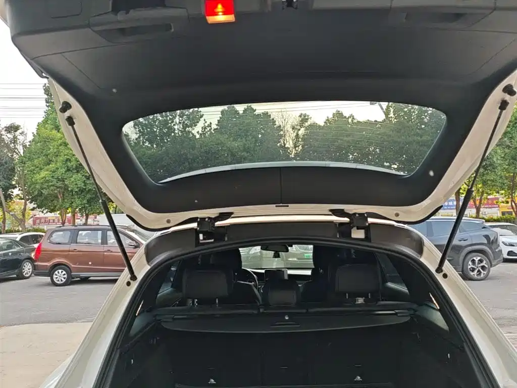 Mercedes-Benz GLC 2018 GLC 300 4MATIC Dynamic фото 19