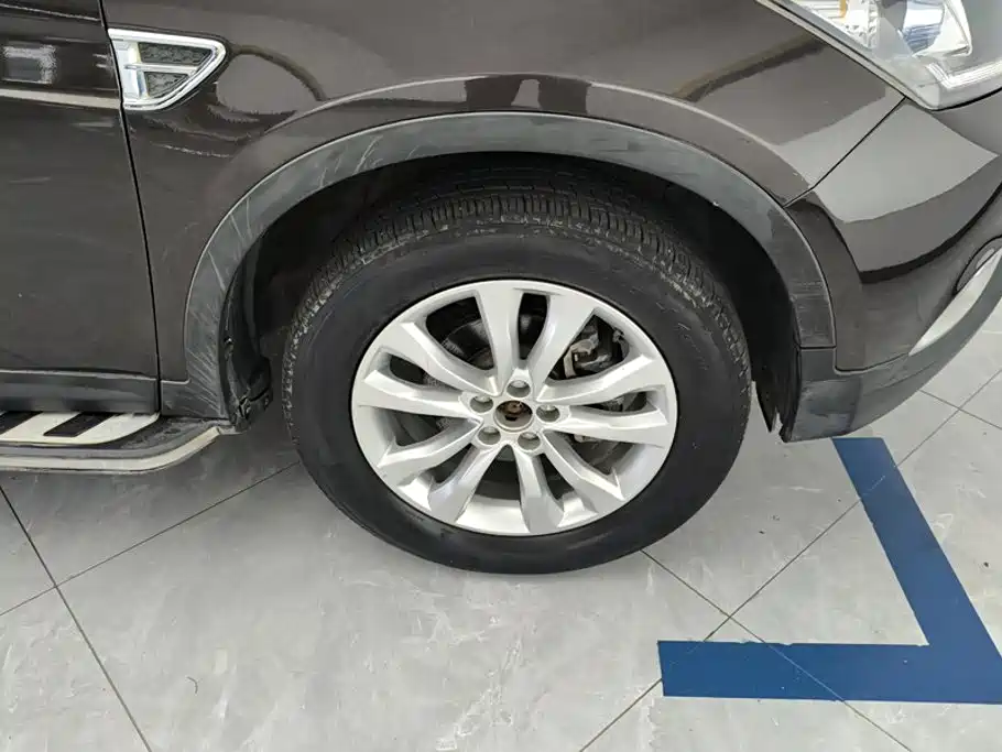 Dongfeng Aeolus Dongfeng Fengshen AX7 2015 2015 2.0L Automatic Smart Ease