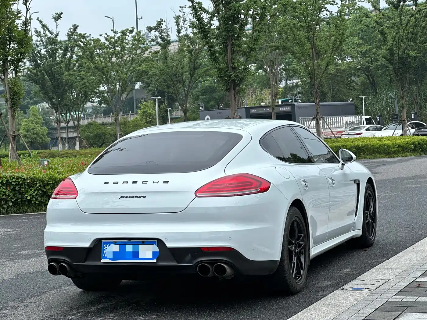 Фото 6 - Porsche Panamera