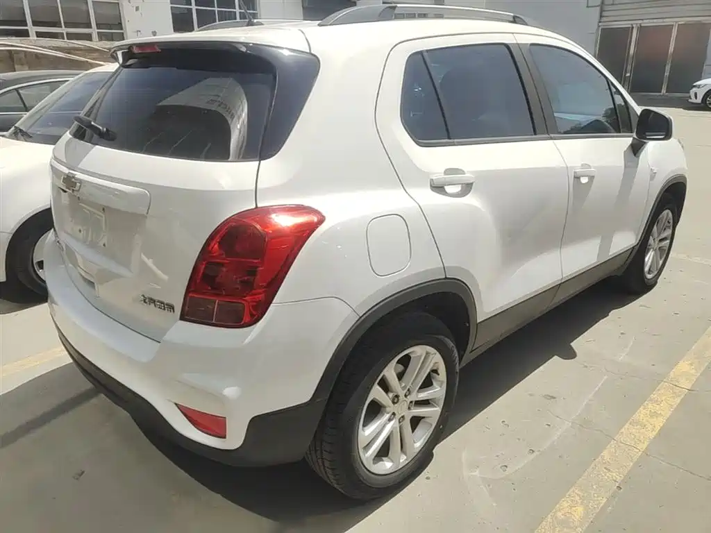 Chevrolet Trax 2017 1.4T Automatic 2WD Comfort фото 7