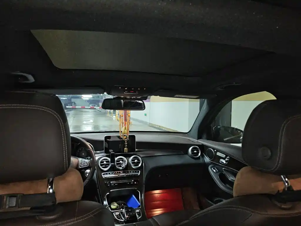 Mercedes-Benz GLC 2018 GLC 260 4MATIC Dynamic фото 9
