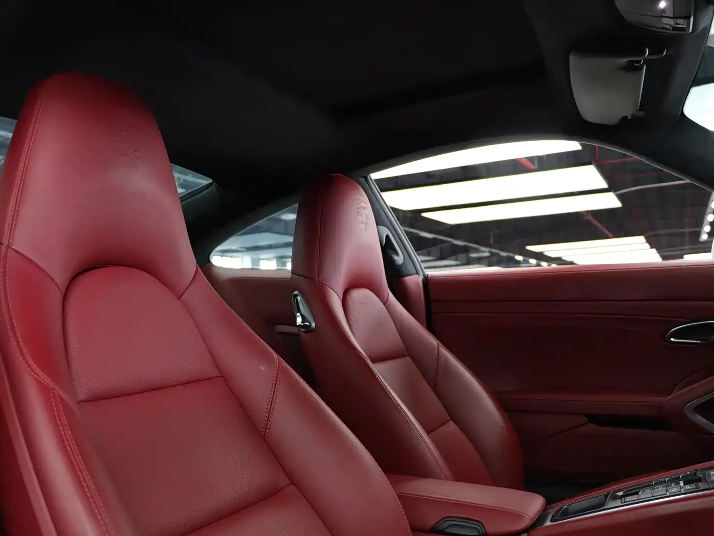 Porsche 911 2015 Carrera 4 3.4L Style Edition фото 25