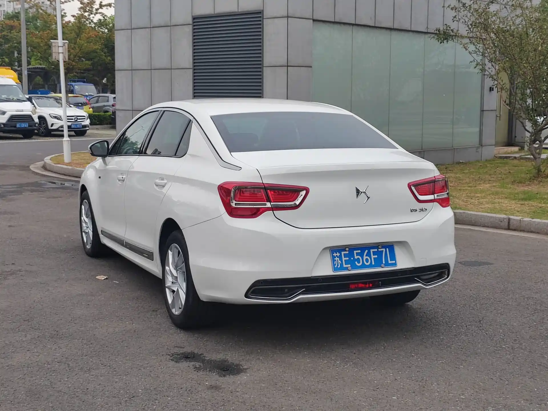 Фото 9 - DS 5LS
