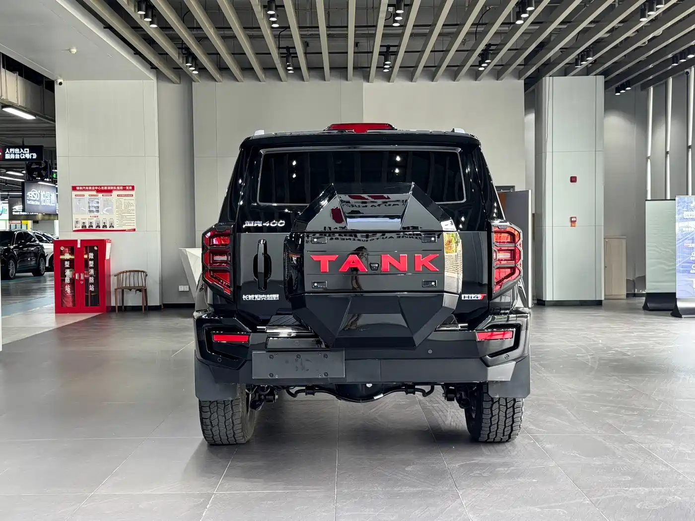 Tank 400 New Energy 2024 Hi4-T Off-Road Edition фото 6