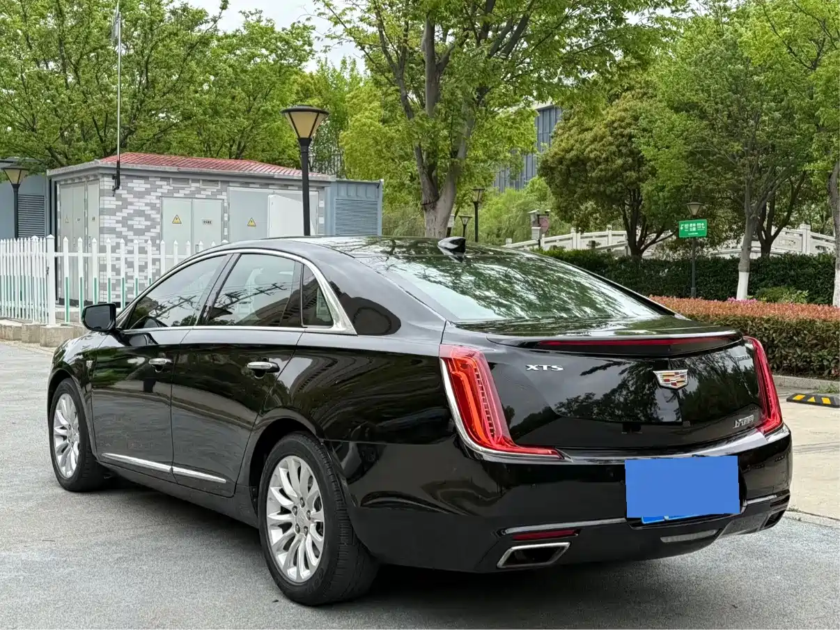 Cadillac XTS 2019 2018 28T Technology