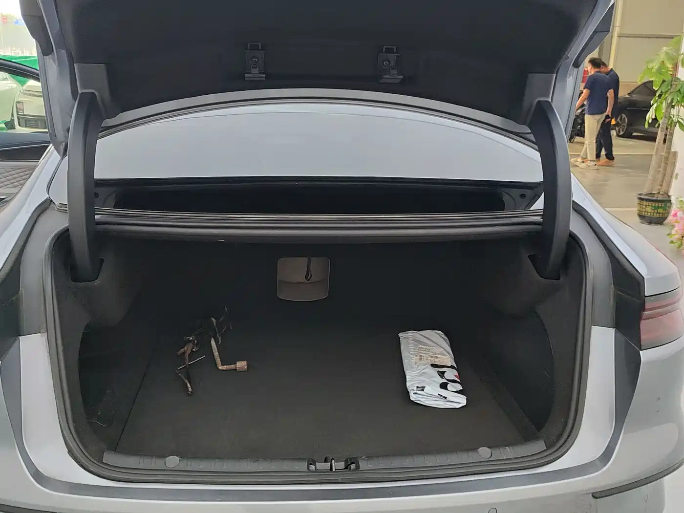BYD Han 2024 EV Glory Edition 610KM AWD Celestial Eye Smart Driving фото 16