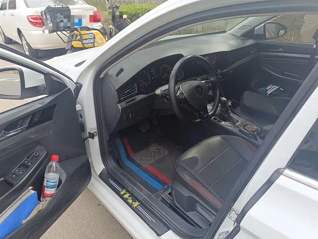 Volkswagen Bora 2020 1.5L Automatic Comfort фото 13