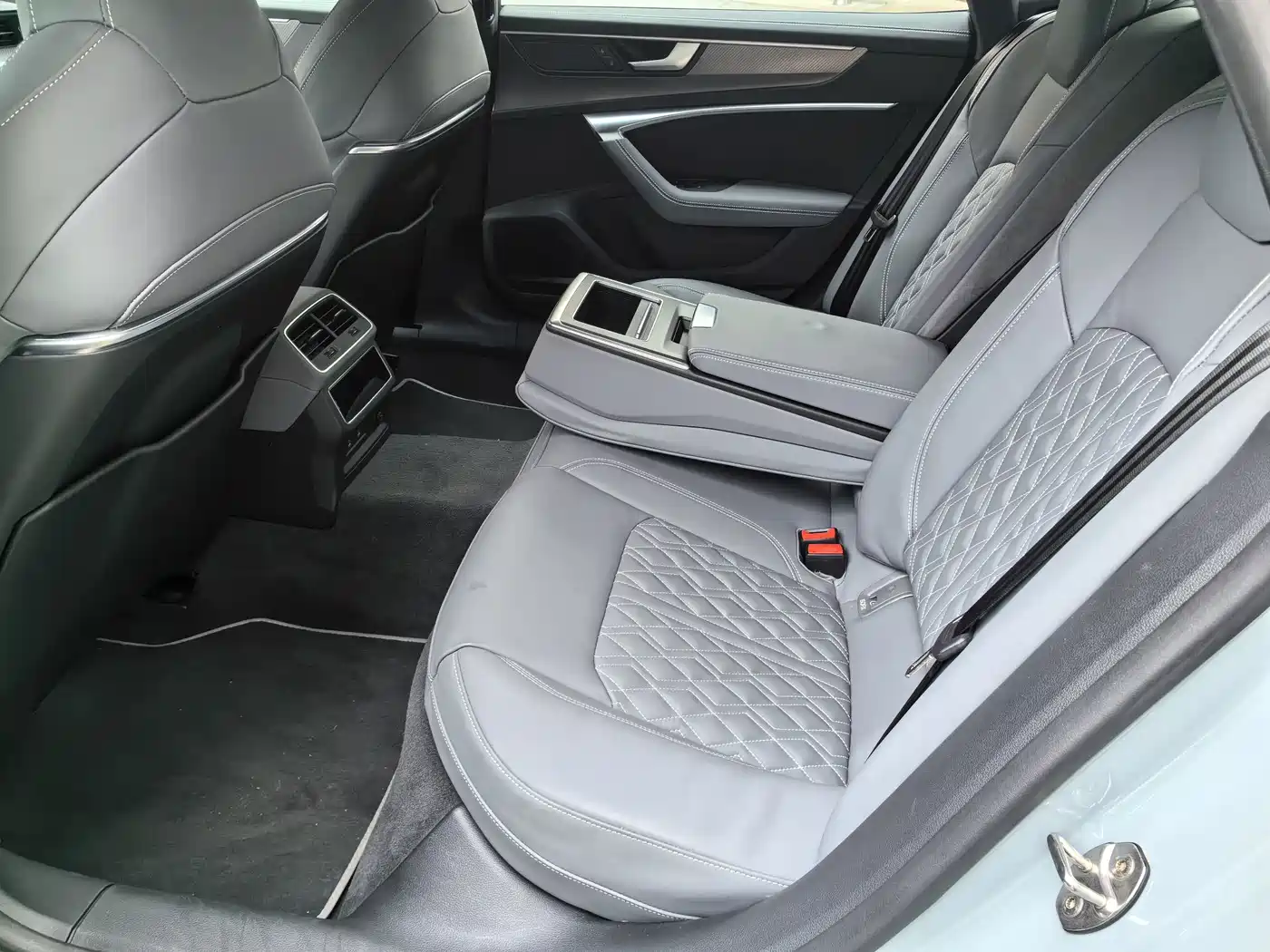 Audi A7L 2025 2024 45 TFSI quattro RS Kit Racing Edition