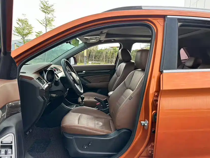 BAIC Weiwang S50 2016 2016 1.5T Manual Music Premium