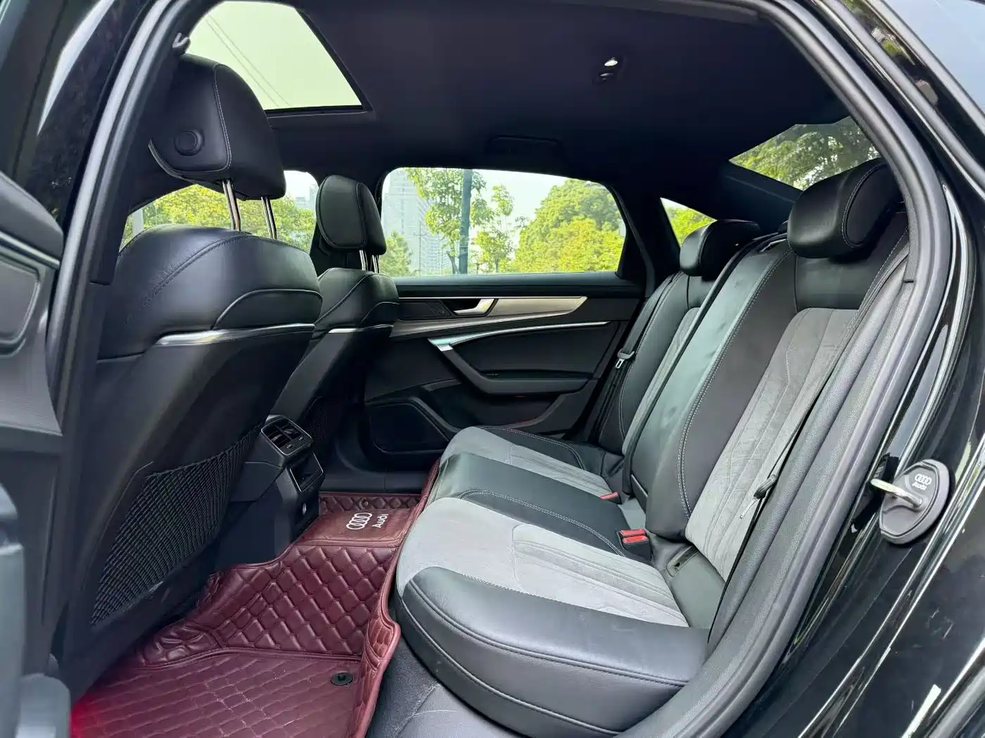 Audi A6L 2021 40 TFSI Luxury Sport фото 6