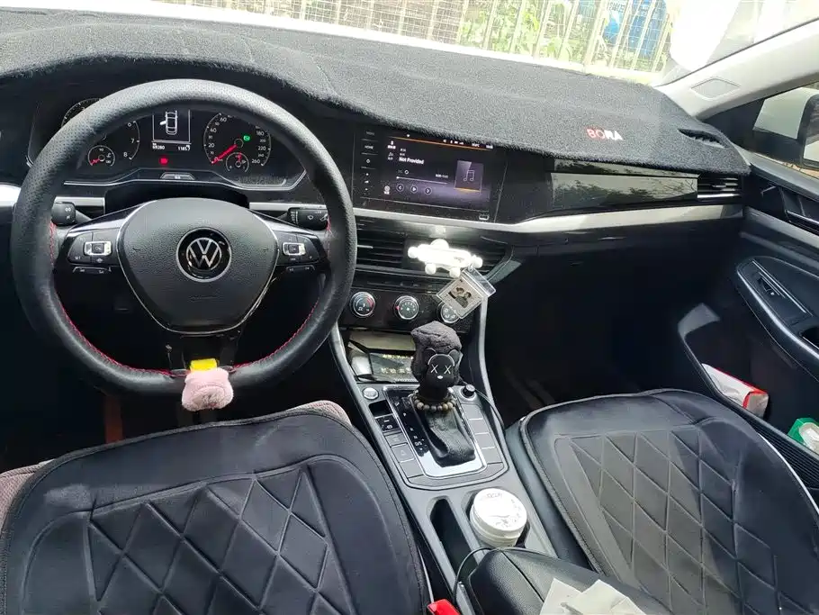 Volkswagen Bora 2021 1.5L Automatic Comfort Smart Edition фото 12