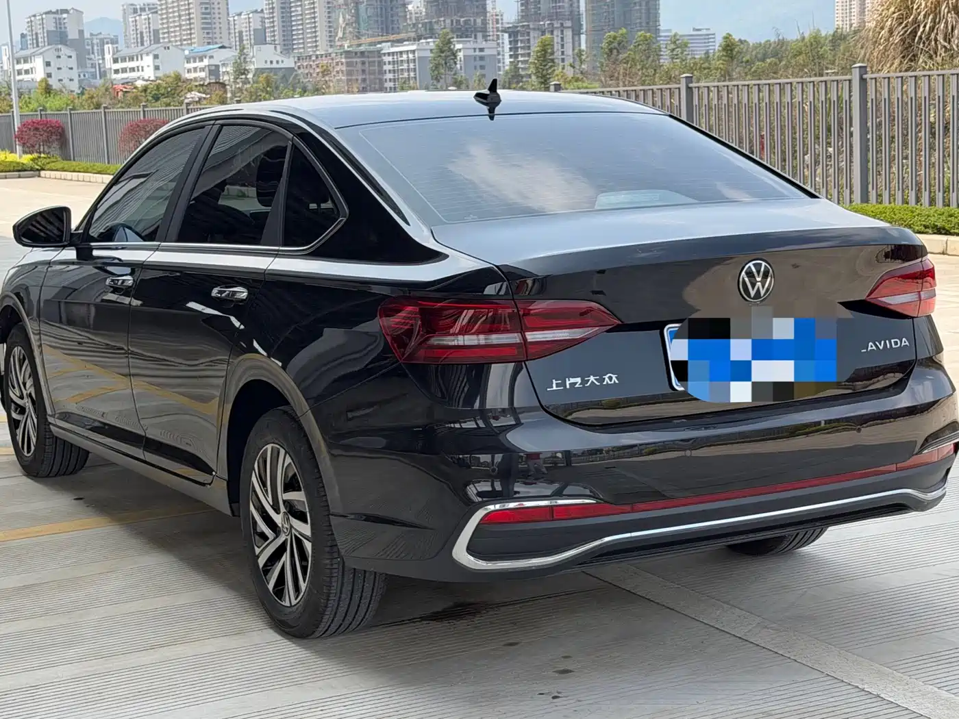 Volkswagen Lavida 2024 Model 1.5L Automatic Starlight 5 Million Edition фото 6