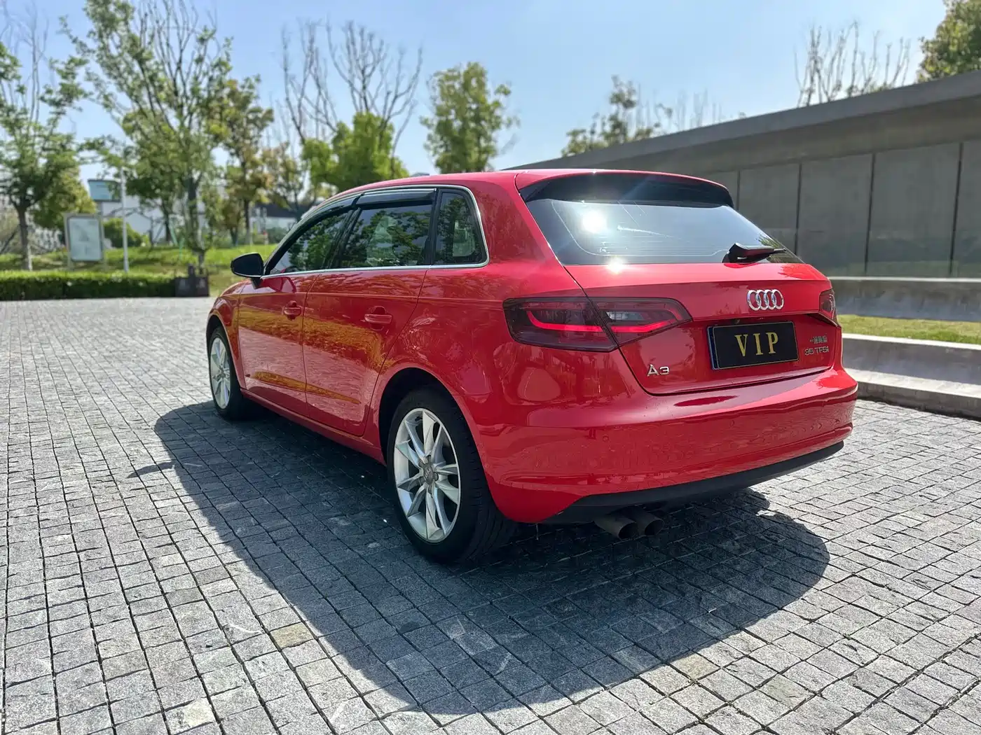 Audi A3 2014 Sportback 35 TFSI Automatic Comfort фото 7