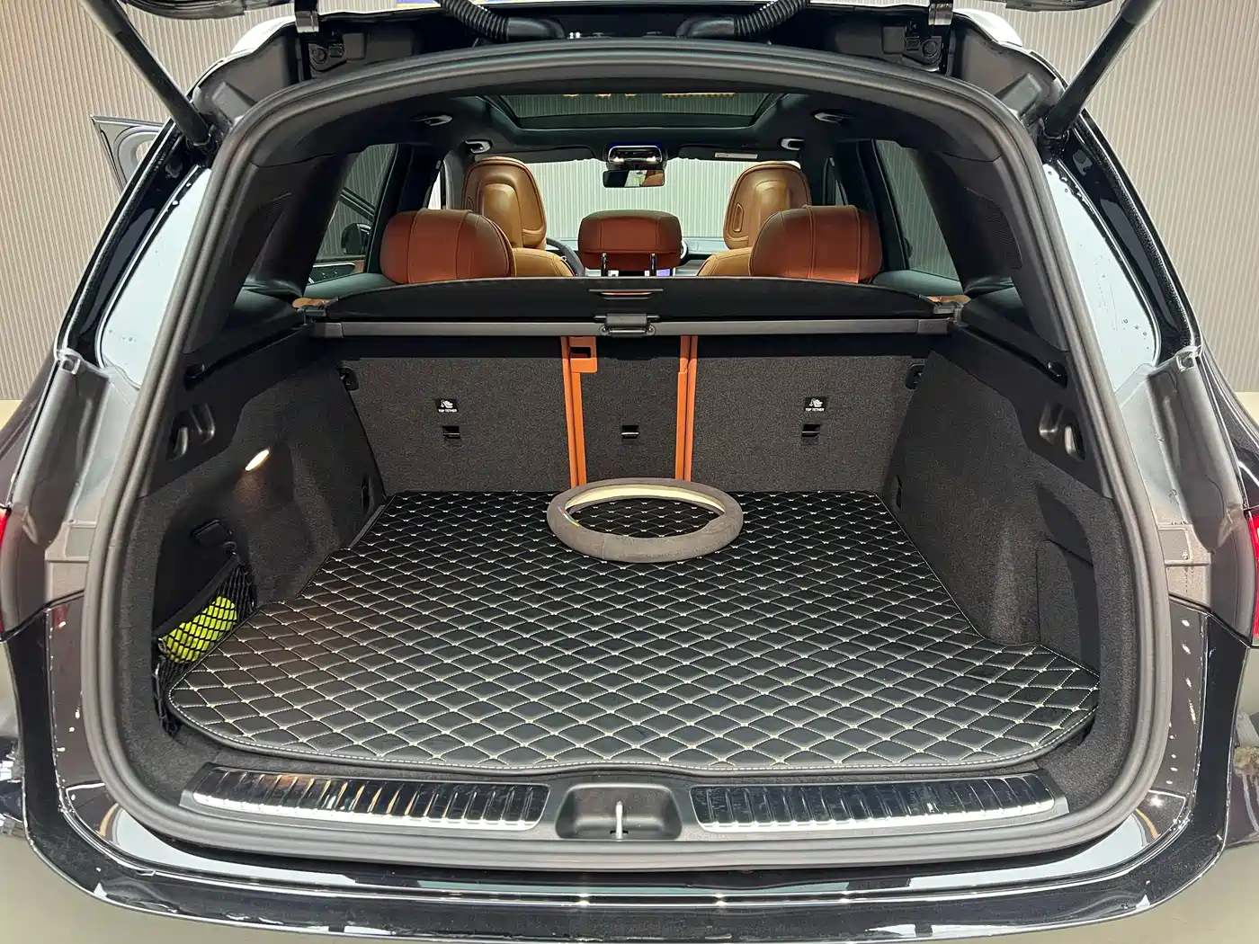 Mercedes-Benz GLC 2025 Model Year GLC 260 L 4MATIC Luxury фото 9