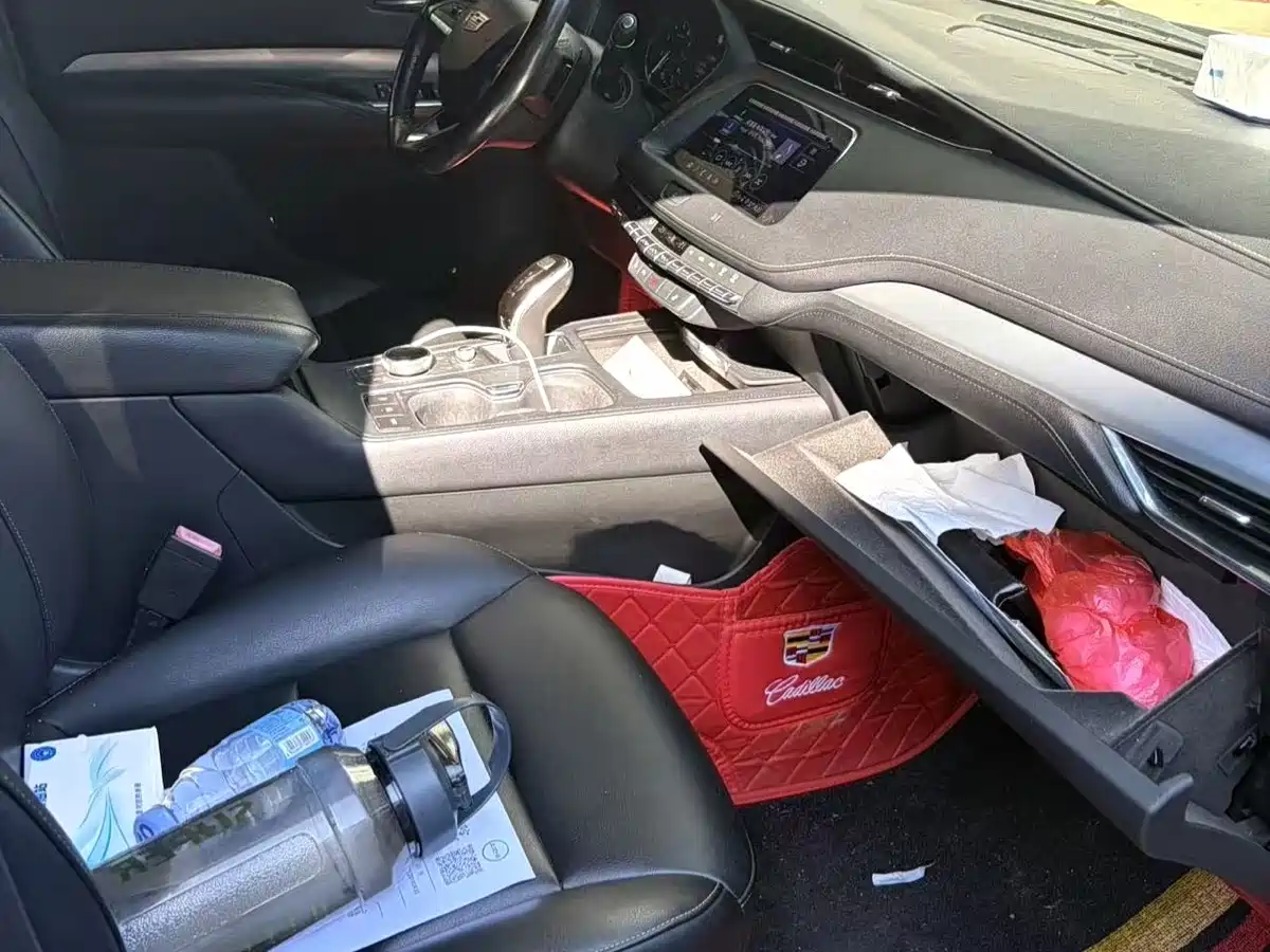 Cadillac XT4 2019 2018 Model 28T 2WD Technology