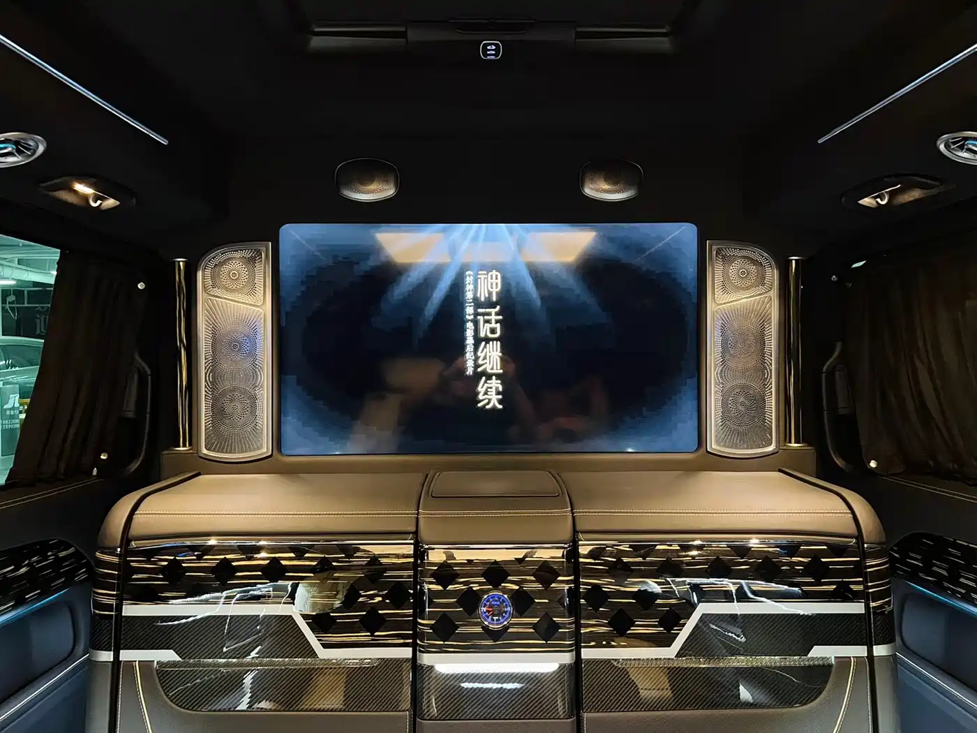 Mercedes-Benz V-Class 2022 V 260 L Long Wheelbase Luxury Edition фото 16