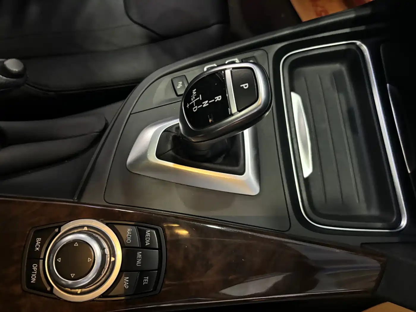 BMW 3 Series 2015 320Li Super Joy Luxury Design Package фото 9