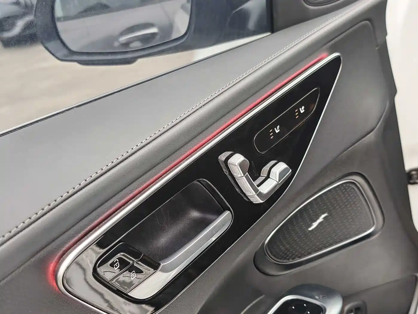 Mercedes-Benz C-Class 2024 C 260 L Sport фото 12