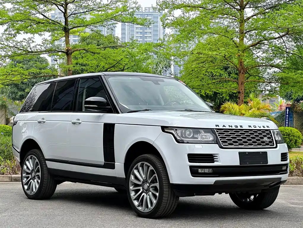 Land Rover Range Rover 2015 3.0 SC V6 Vogue фото 4