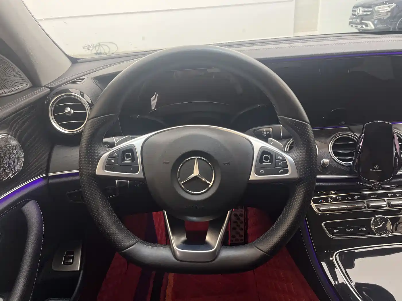 Mercedes-Benz E-Class 2016 E 300 L Sport Fashion Type фото 19