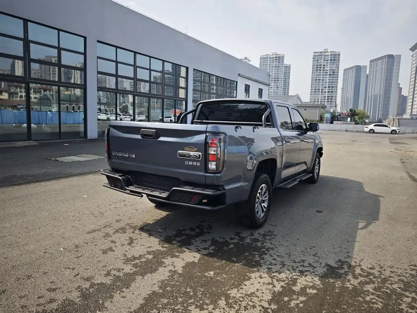 Jiangling Dadao 2025 2024 Mountain Edition 2.3T Diesel Automatic 4WD Long Wheelbase Comfort