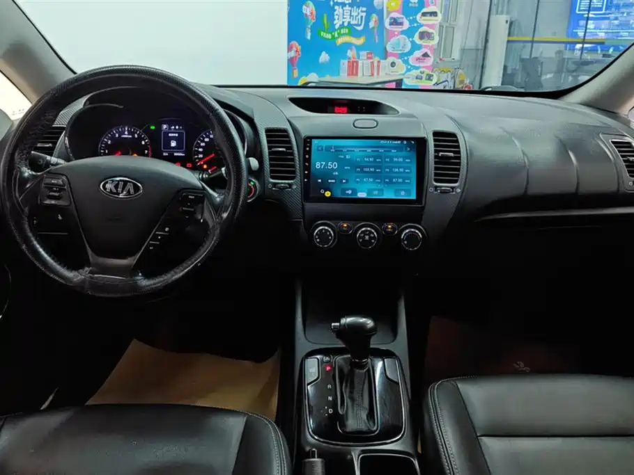 Kia K3 2016 1.6L Automatic GLS фото 12